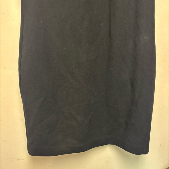 Trina Turk Comrie Crepe Shift Dress - Picture 7 of 11
